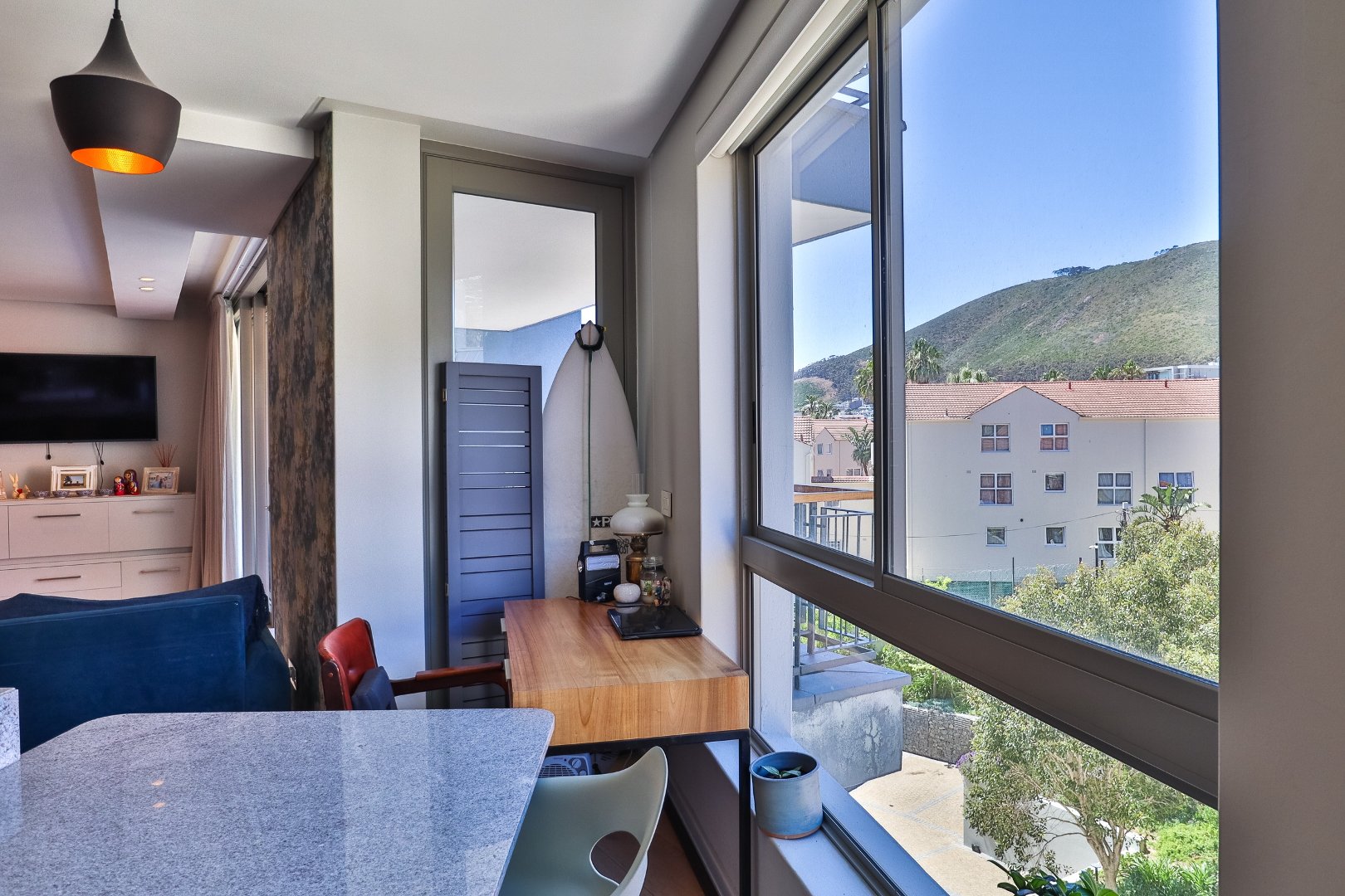 1 Bedroom Property for Sale in Sea Point Western Cape